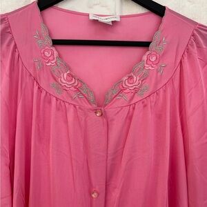 Shadowline Vintage Pink Floral Embroidered Robe size Large